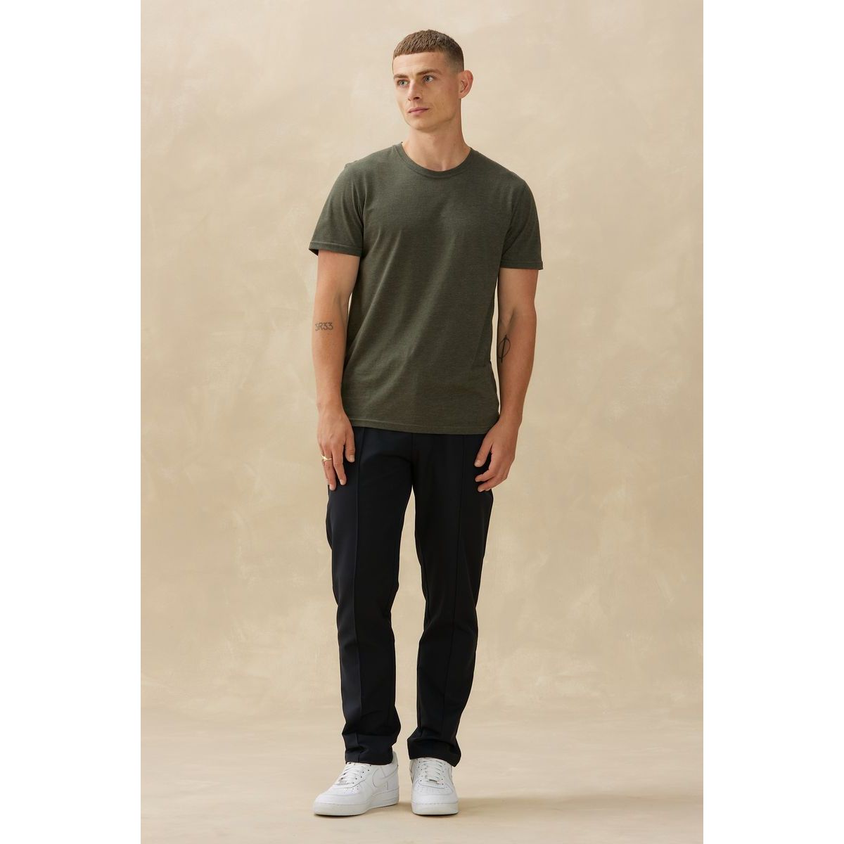 Kuwalla Tee - Eazy Split Tee in Dark Olive