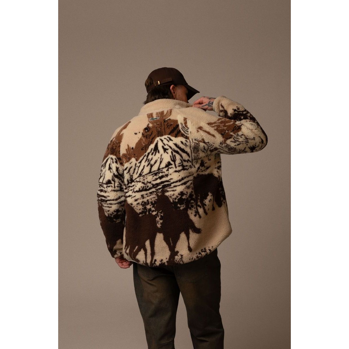 Kuwalla Tee - Men's Printed Sherpa Fleece in Dessert Stallion