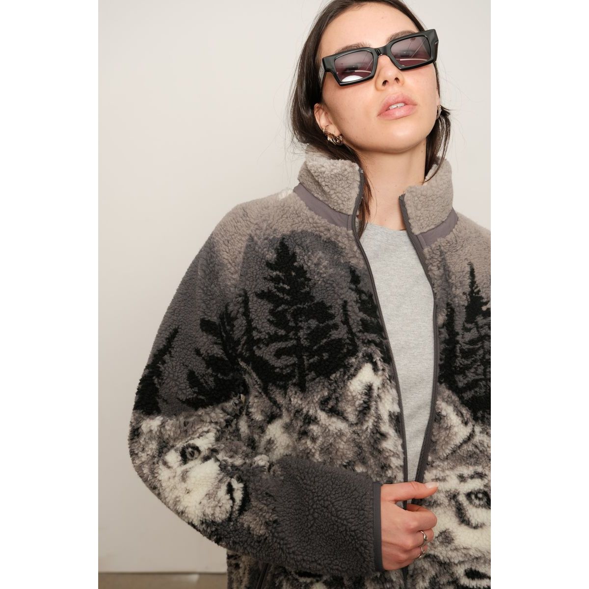 Kuwalla Tee - Women's Printed Sherpa Fleece in Wolf Pack