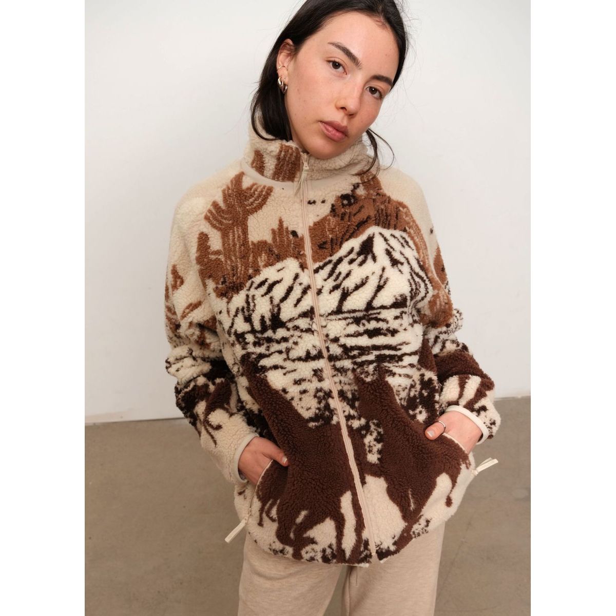 Kuwalla Tee - Women's Printed Sherpa Fleece in Dessert Stallion