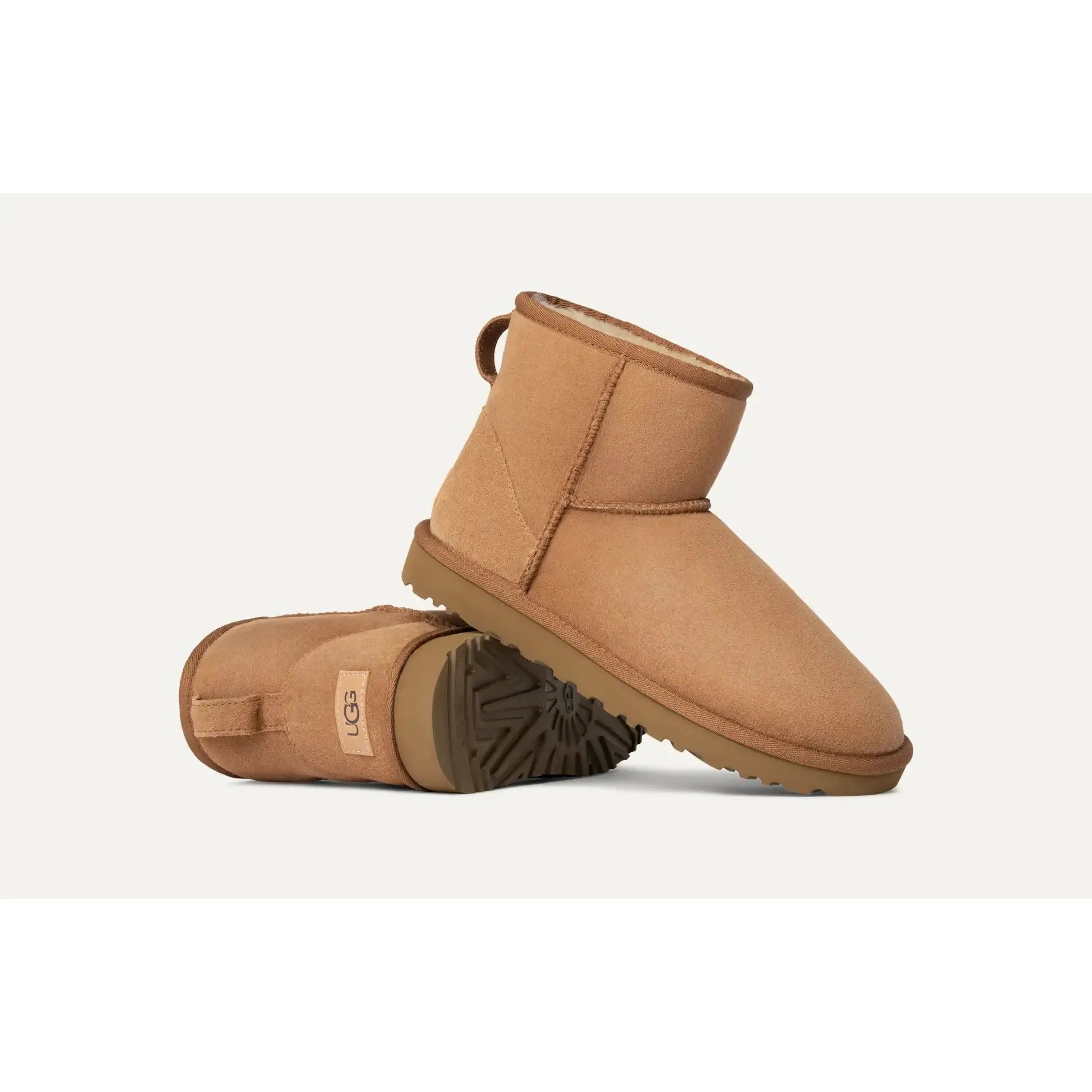 Ugg - Classic Mini II in Chestnut