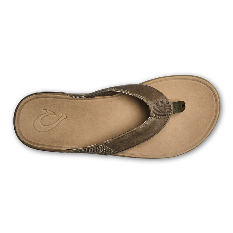 Olukai - TUAHINE Sandal in Hunter/Golden Sand