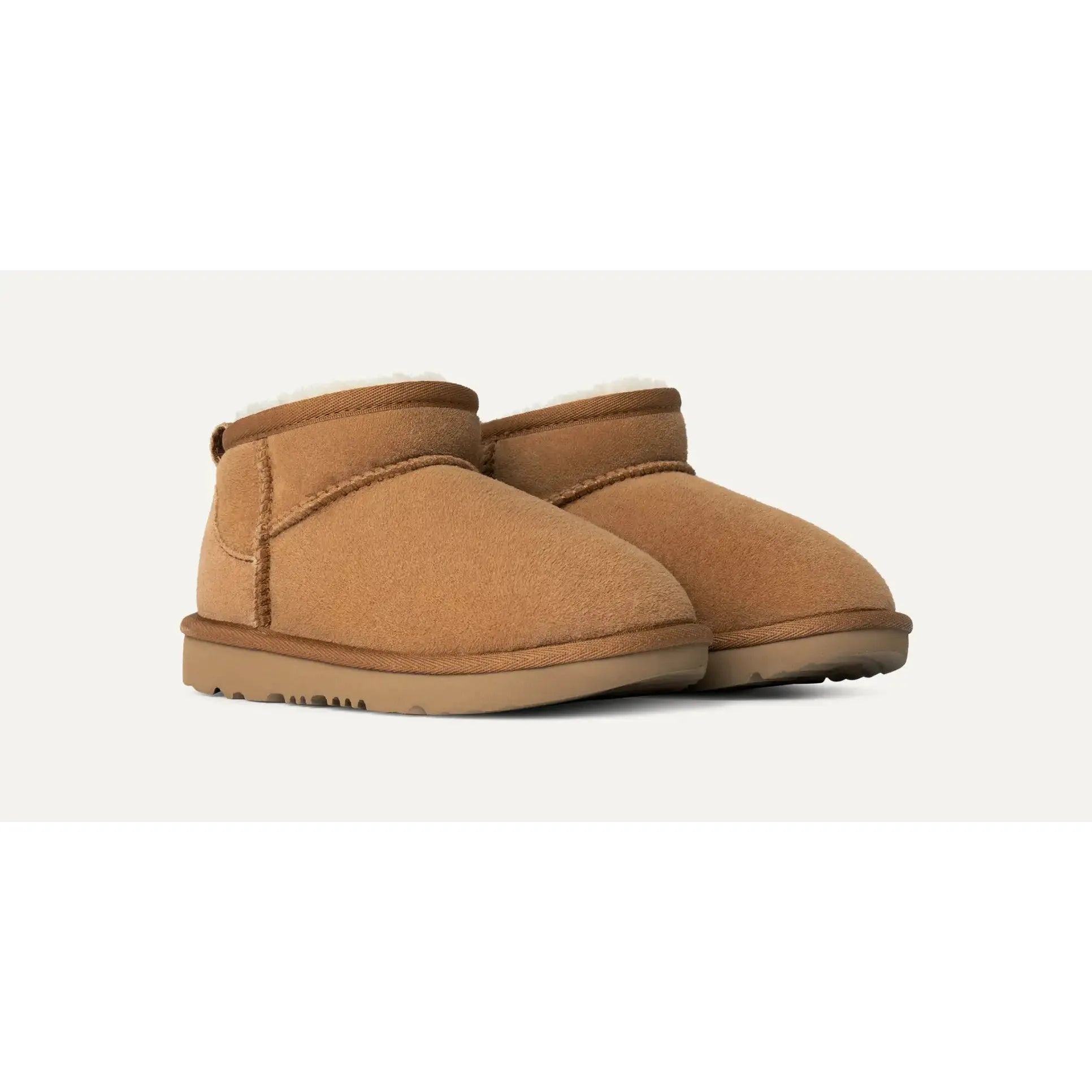 Ugg - Kids' Classic Ultra Mini in Chestnut