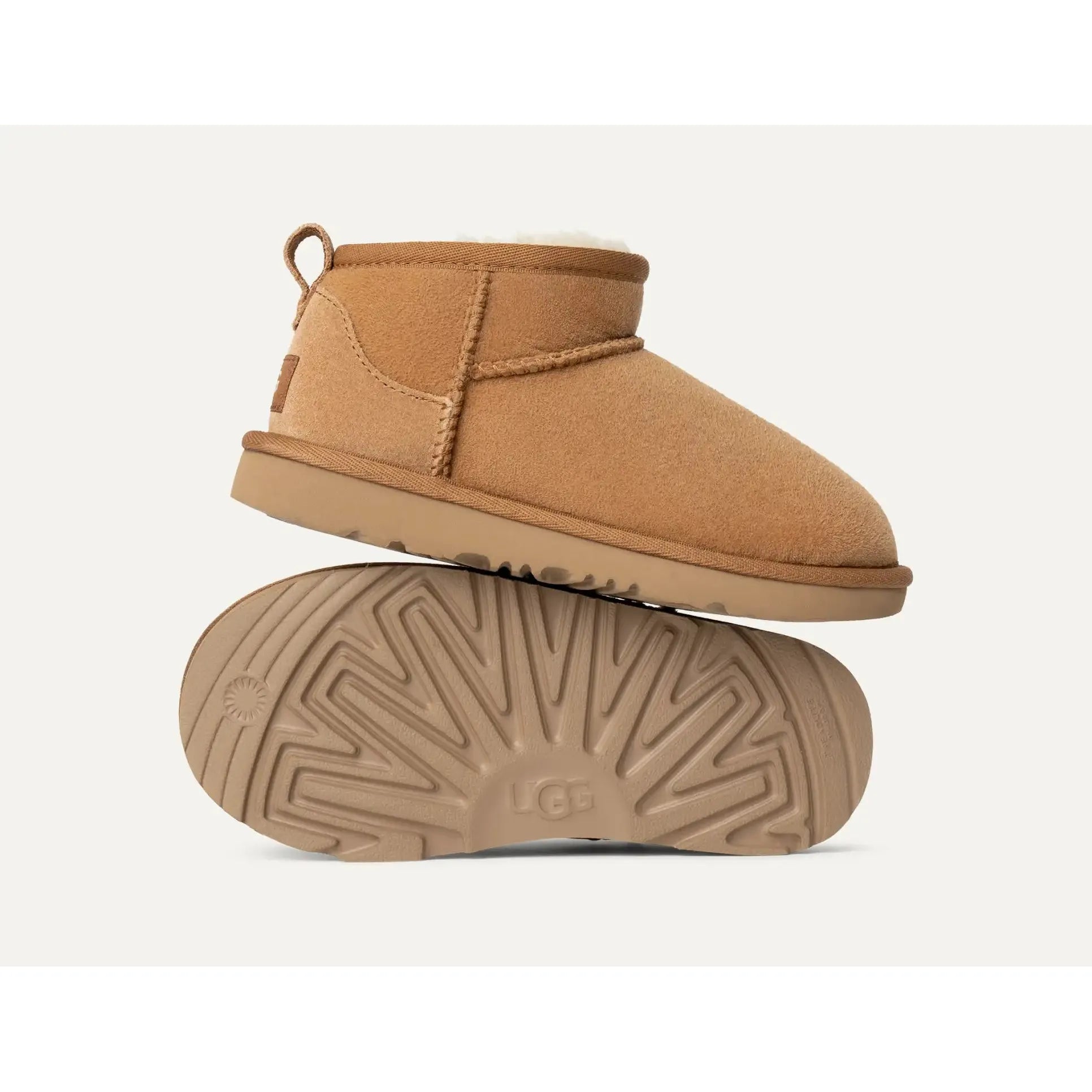 Ugg - Kids' Classic Ultra Mini in Chestnut
