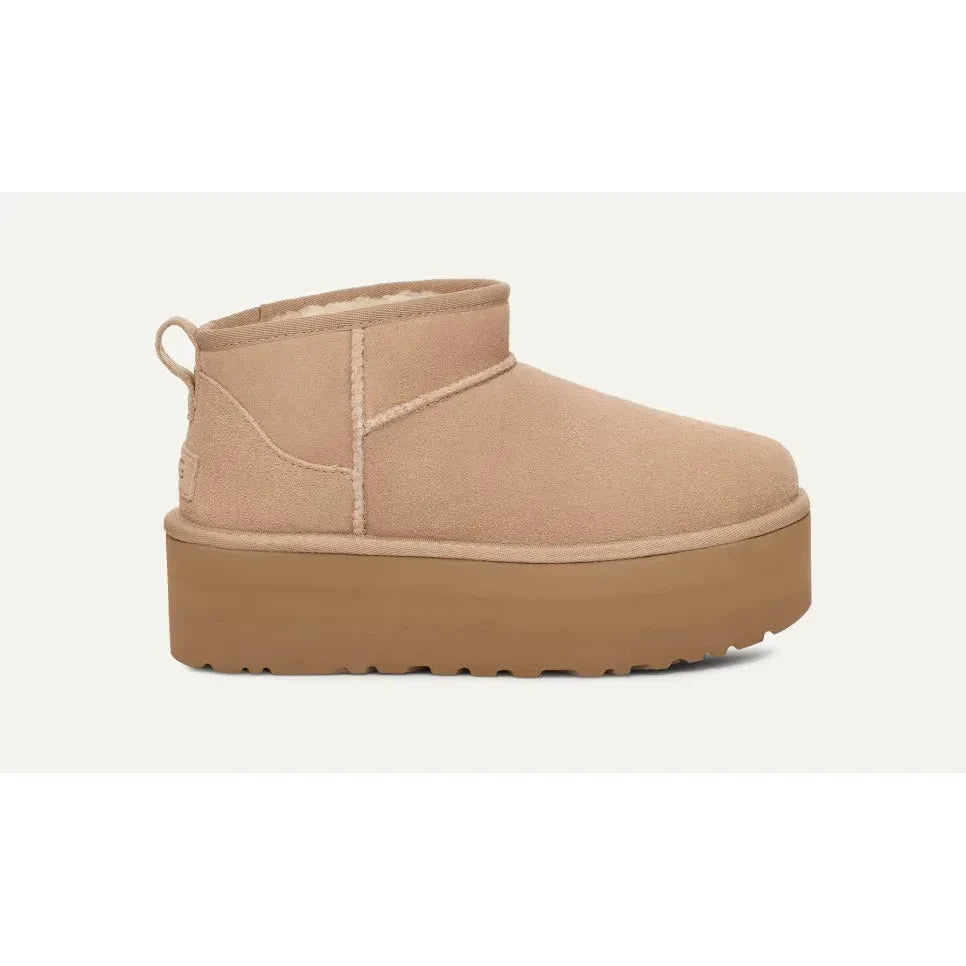 Ugg - Classic Ultra Mini Platfrom in Sand