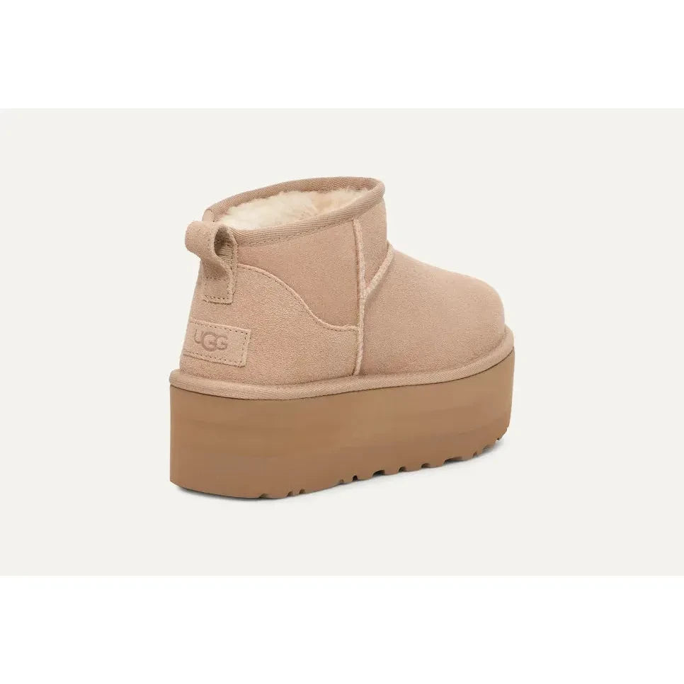 Ugg - Classic Ultra Mini Platfrom in Sand