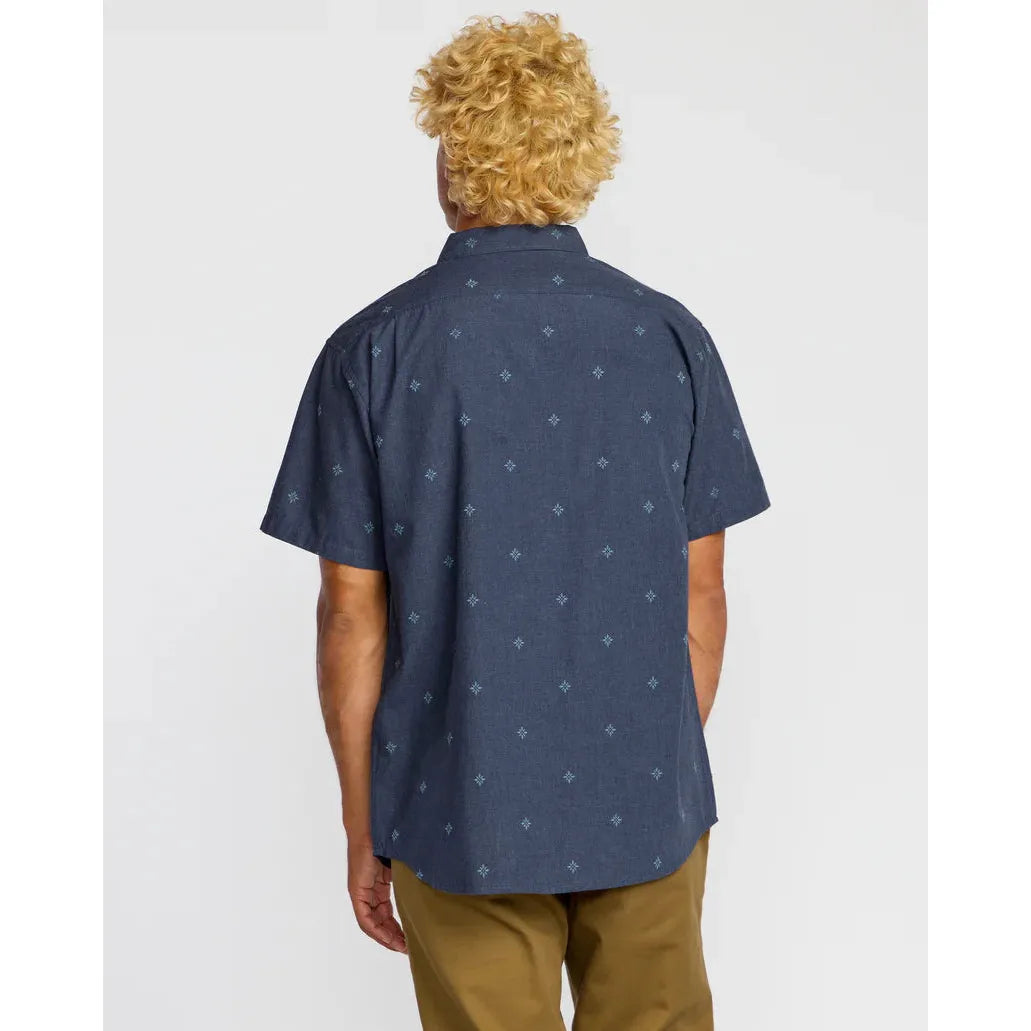 Billabong - All Day Jacquard Short Sleeve Shirt in Midnight