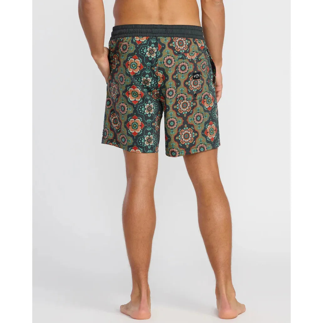 Billabong - Good Times Laybacks 16" Trunks in Stealth