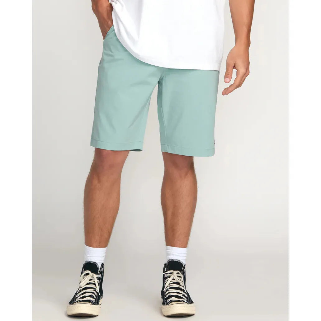 Billabong - Crossfire 21" Hybrid Submersible Shorts in Seafoam