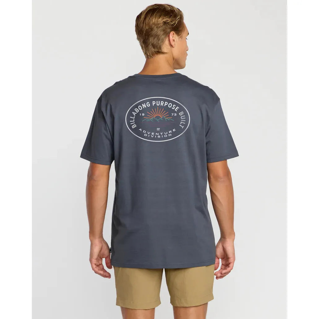 Billabong - Sierras A/Div Short Sleeve T-Shirt in Midnight Blue