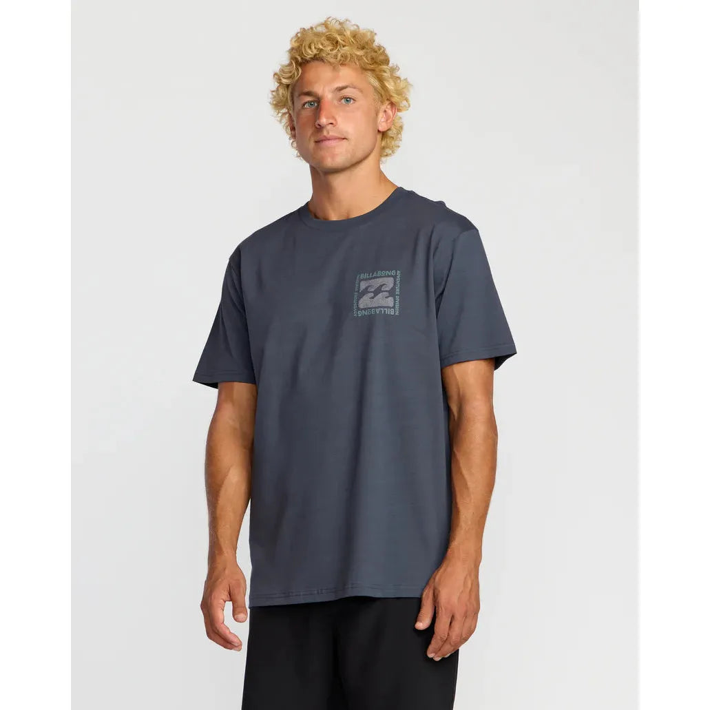 Billabong - Trail A/Div Short Sleeve T-Shirt in Medium Blue