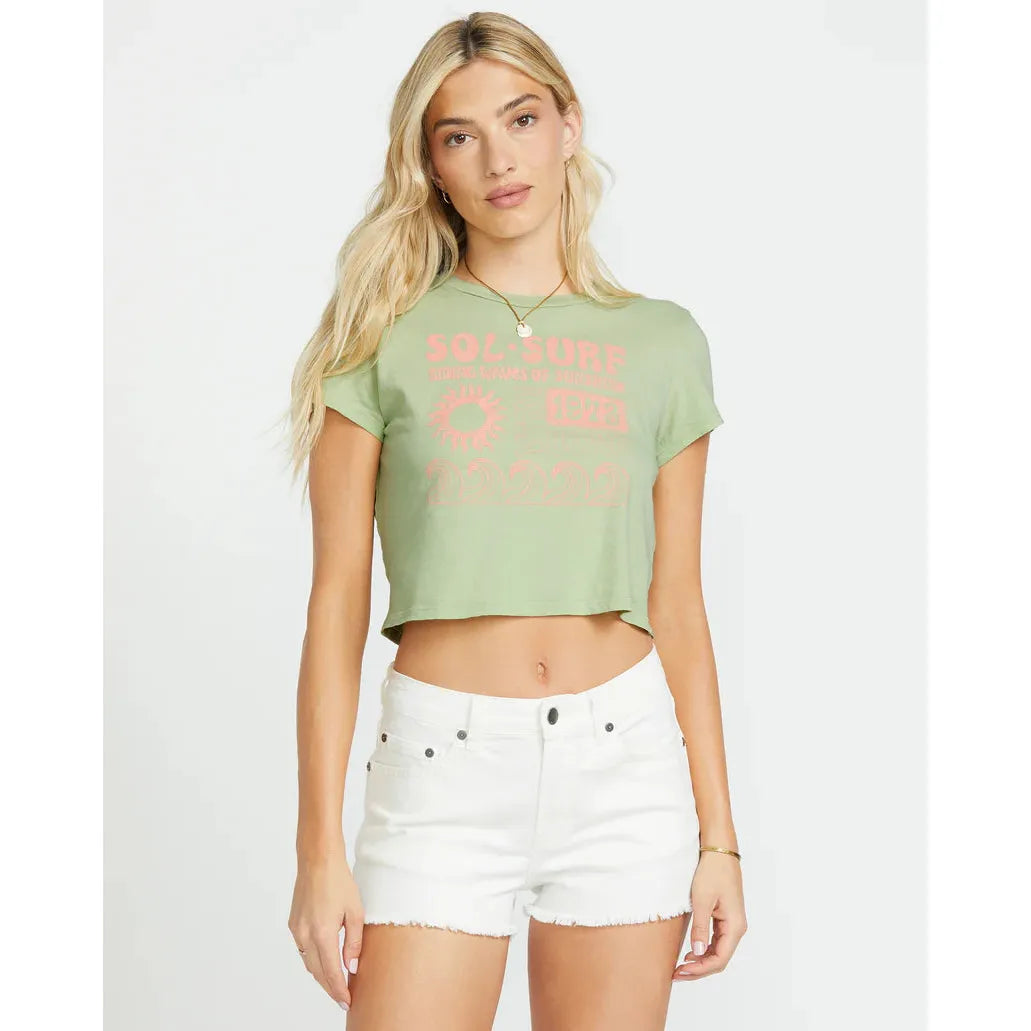 Billabong - Sol Surf Short Sleeve Tee in Pistachio