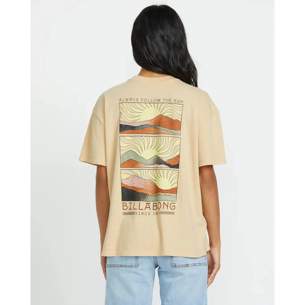 Billabong - Sun Phased Short Sleeve Tee in Khaki