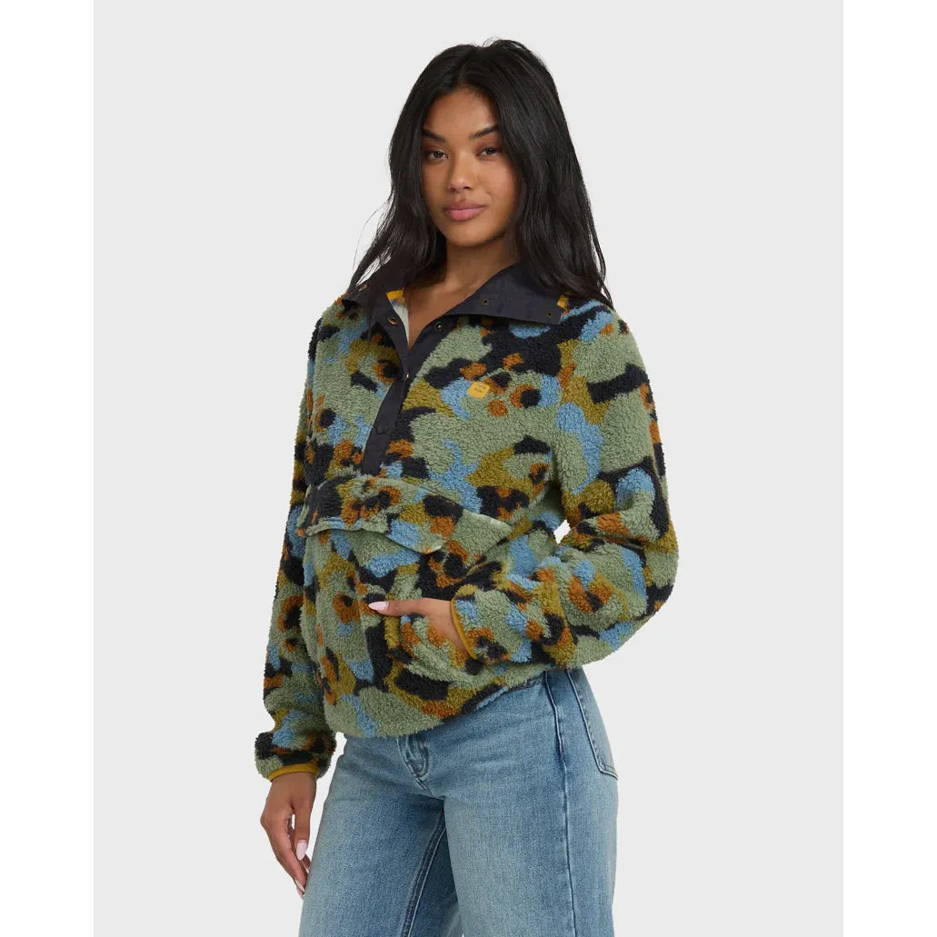 Billabong - Switchback Pullover Sweatshirt in Dark Green