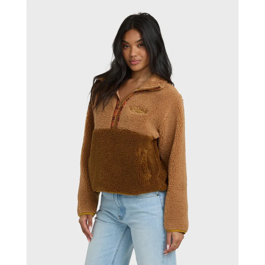 Billabong - Horizon Mock Neck Half Zip Sweatshirt in Truffle