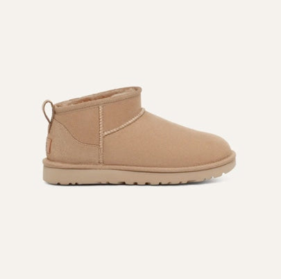 Ugg - Classic Ultra Mini in Sand