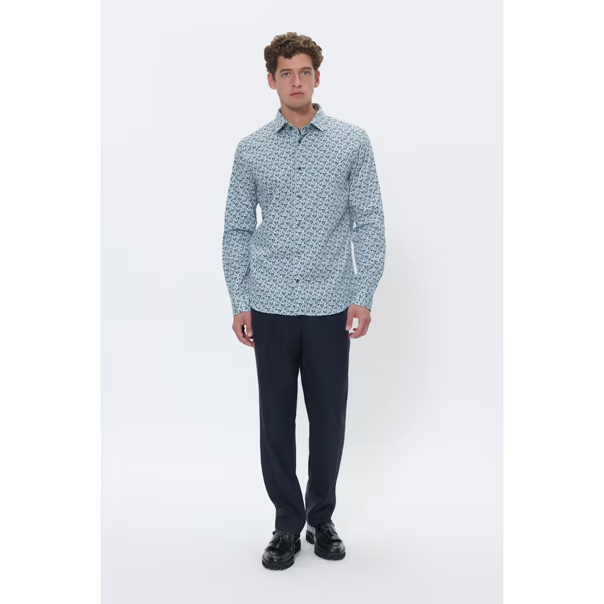 Matinique - MAtrostol Shirt in White/Navy Floral Print