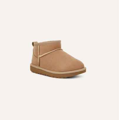 Ugg - Kids Classic Ultra Mini in Sand