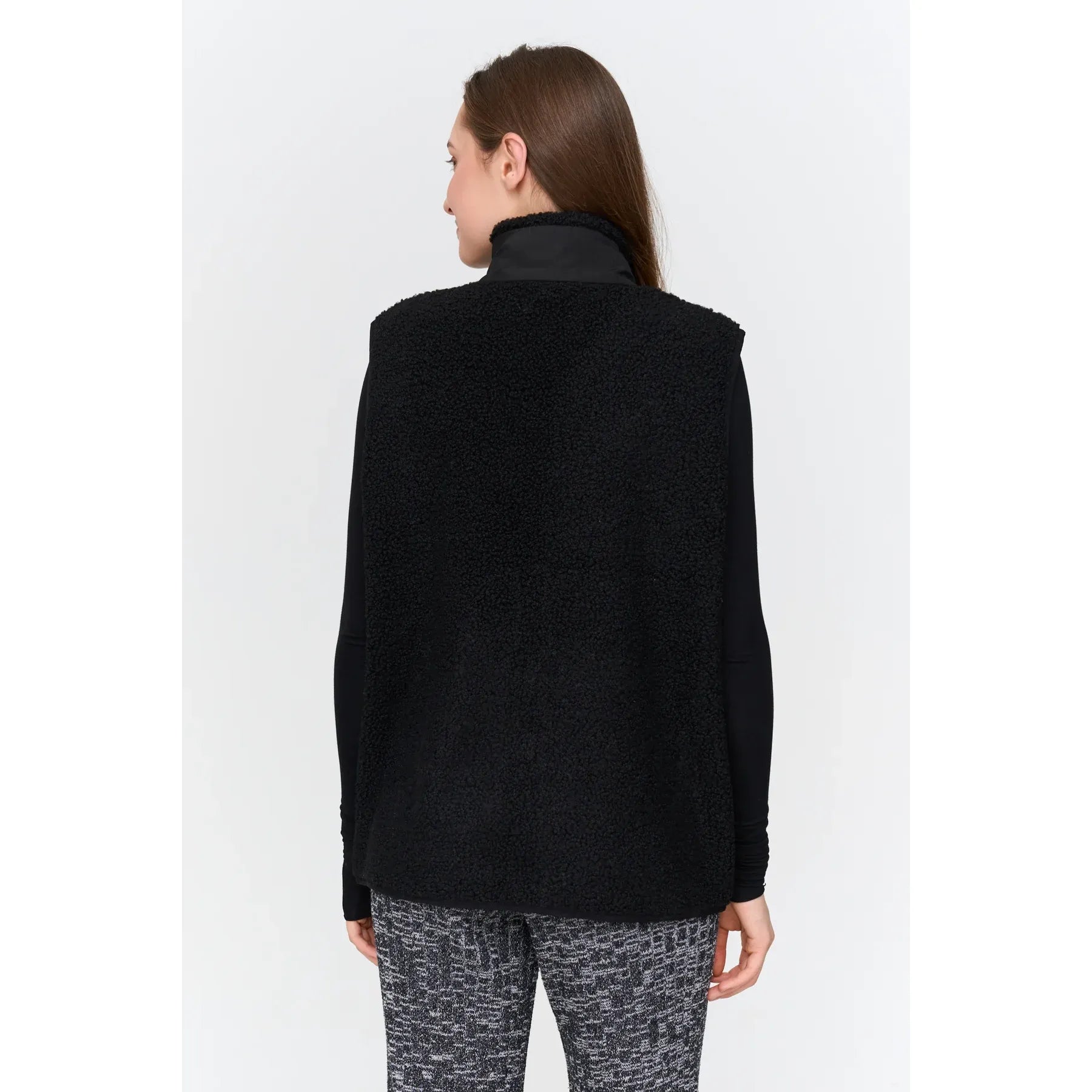 24 Colours - Teddy Fleece Vest in Black