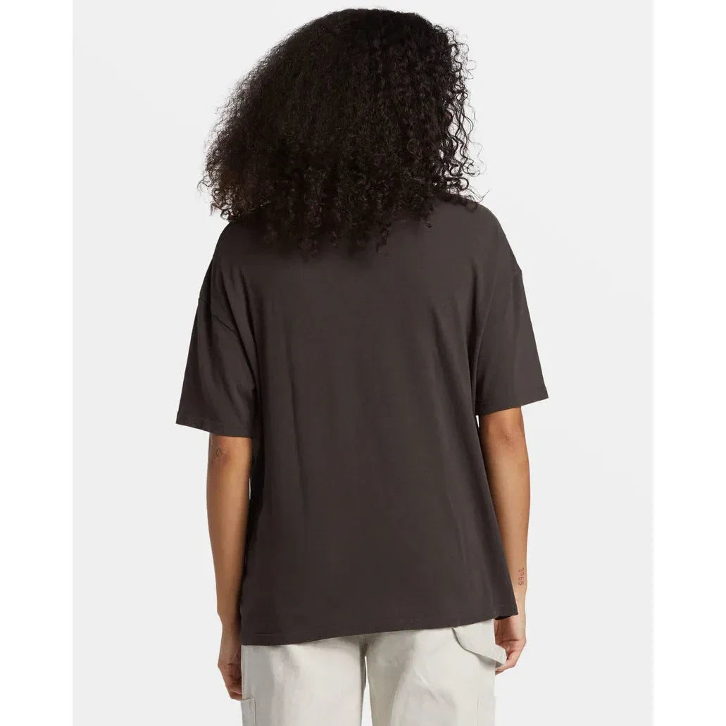 Billabong - Natural Mystic T-Shirt in Off Black