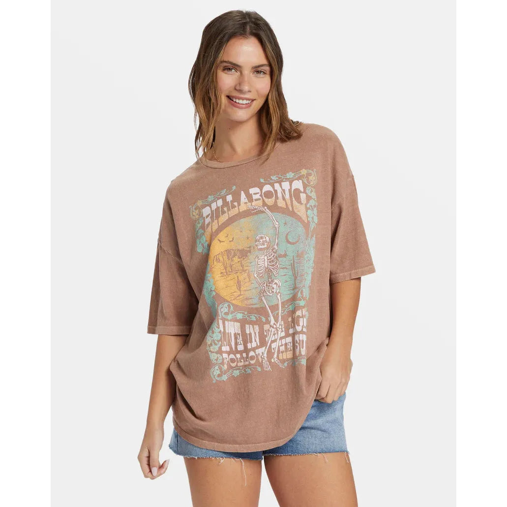 Billabong - Walk With Me T-Shirt in Sweet Earth