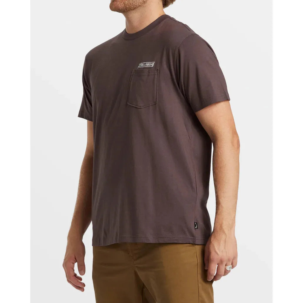 Billabong - Walled Pocket T-Shirt in Plum