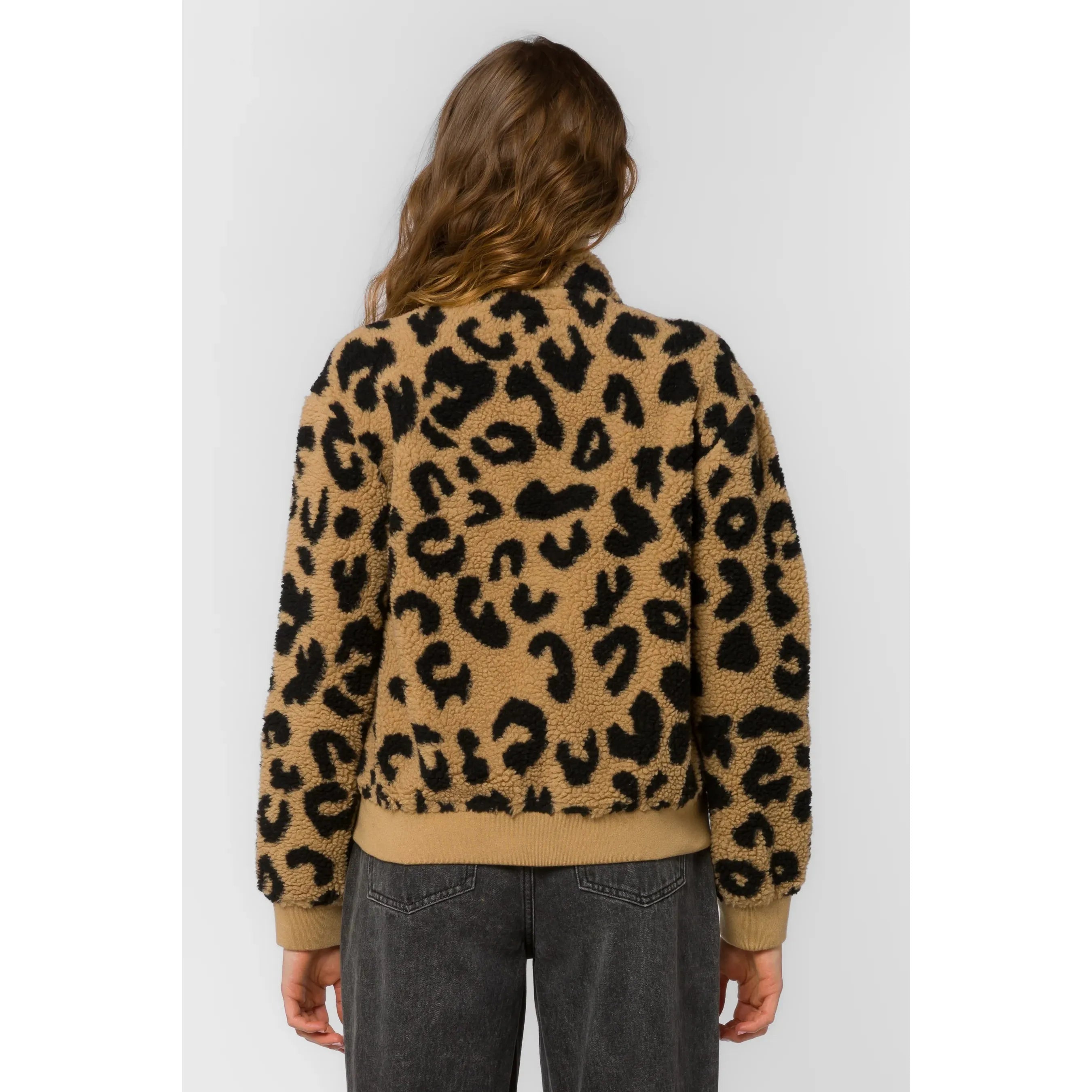 Velvet Heart - Aggie Jacket in Cheetah Fuzz