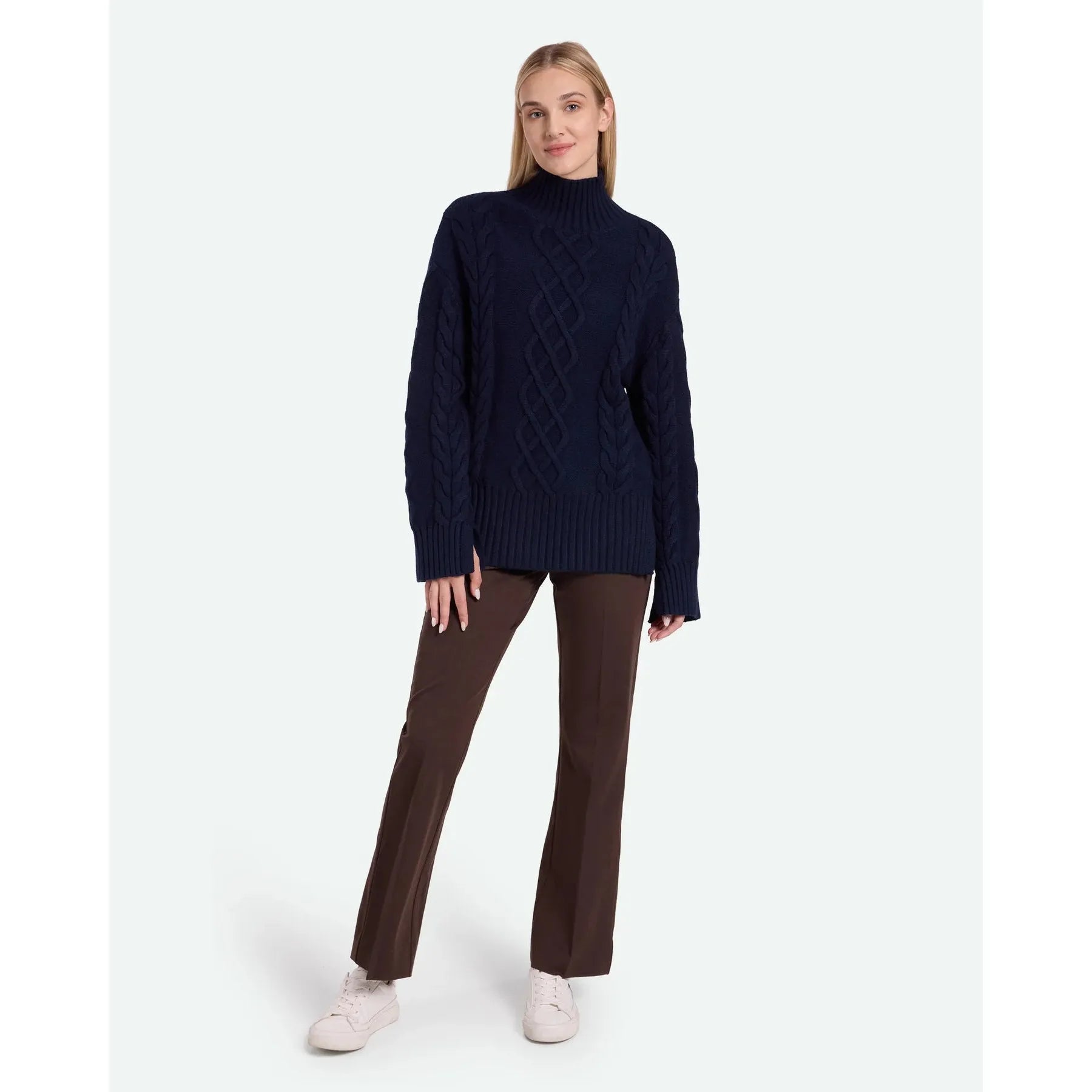 Minimum - Darcy's Sweater in Sky Captain