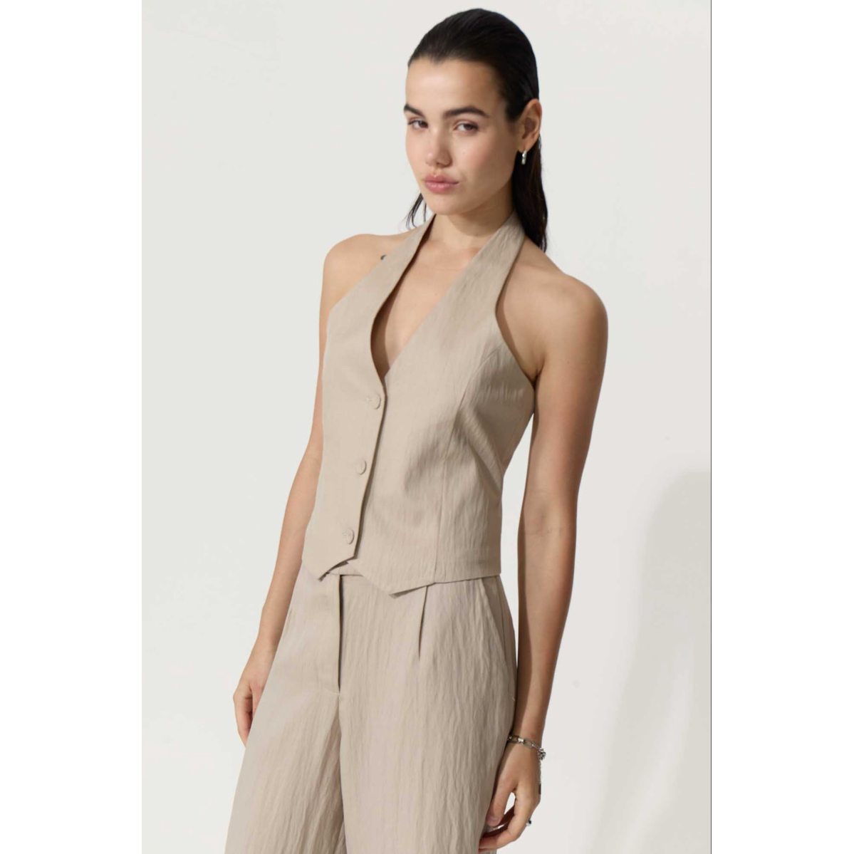 Deluc - Mendes Vest in Beige