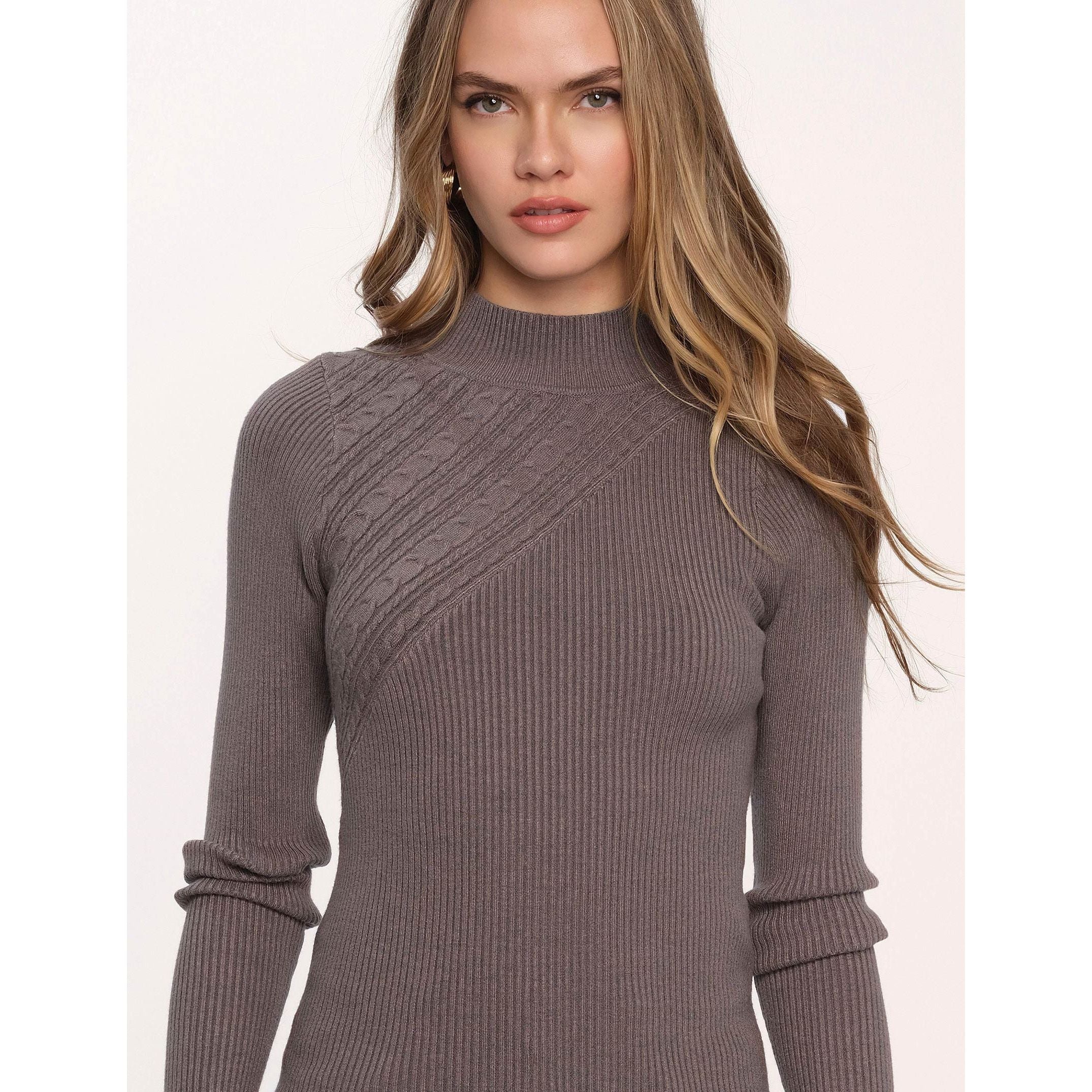 Heartloom - Harlow Sweater in Charcoal