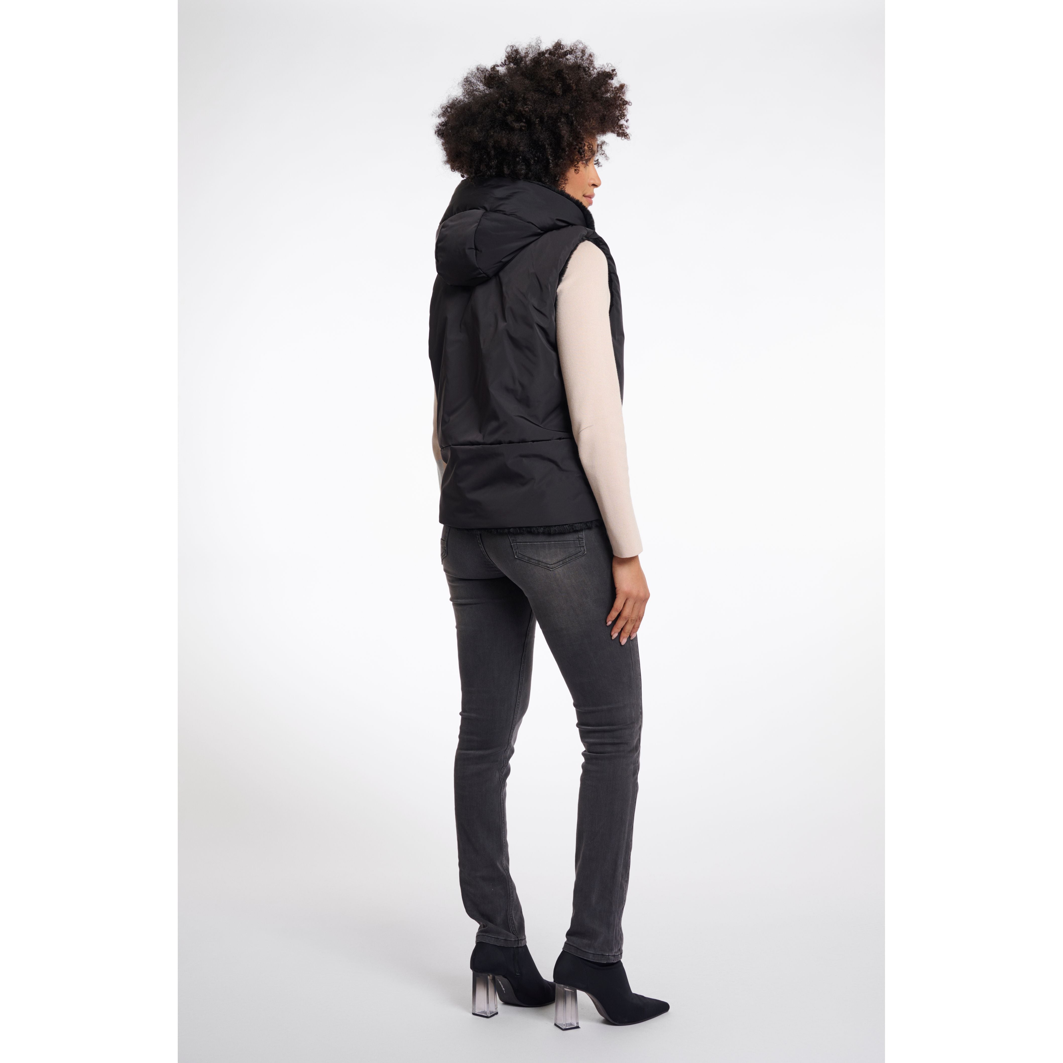 Rino & Pelle - Hiddo Reversible Vest in Black