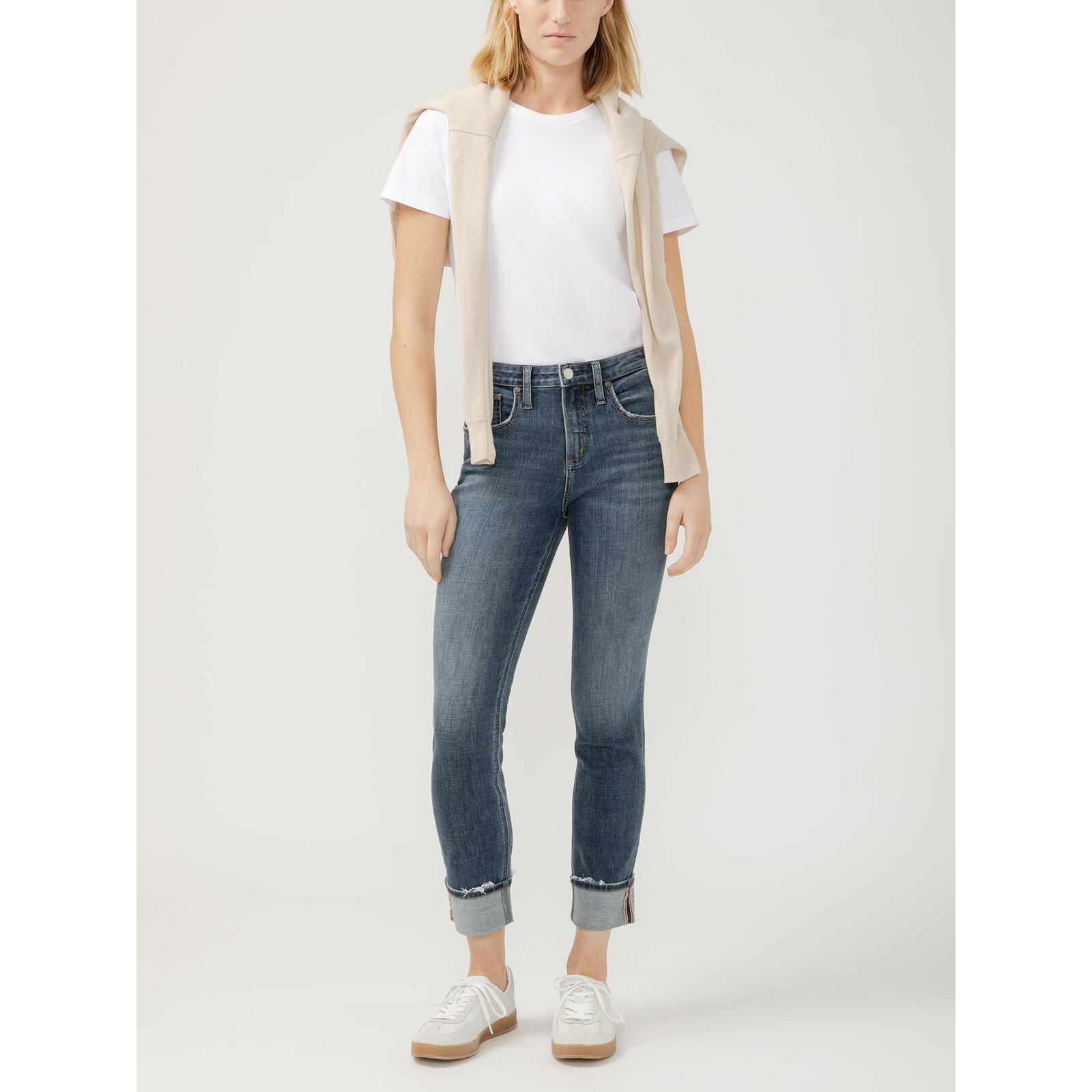 Silver - Beau Mid Rise Slim Leg in L27369CVS311