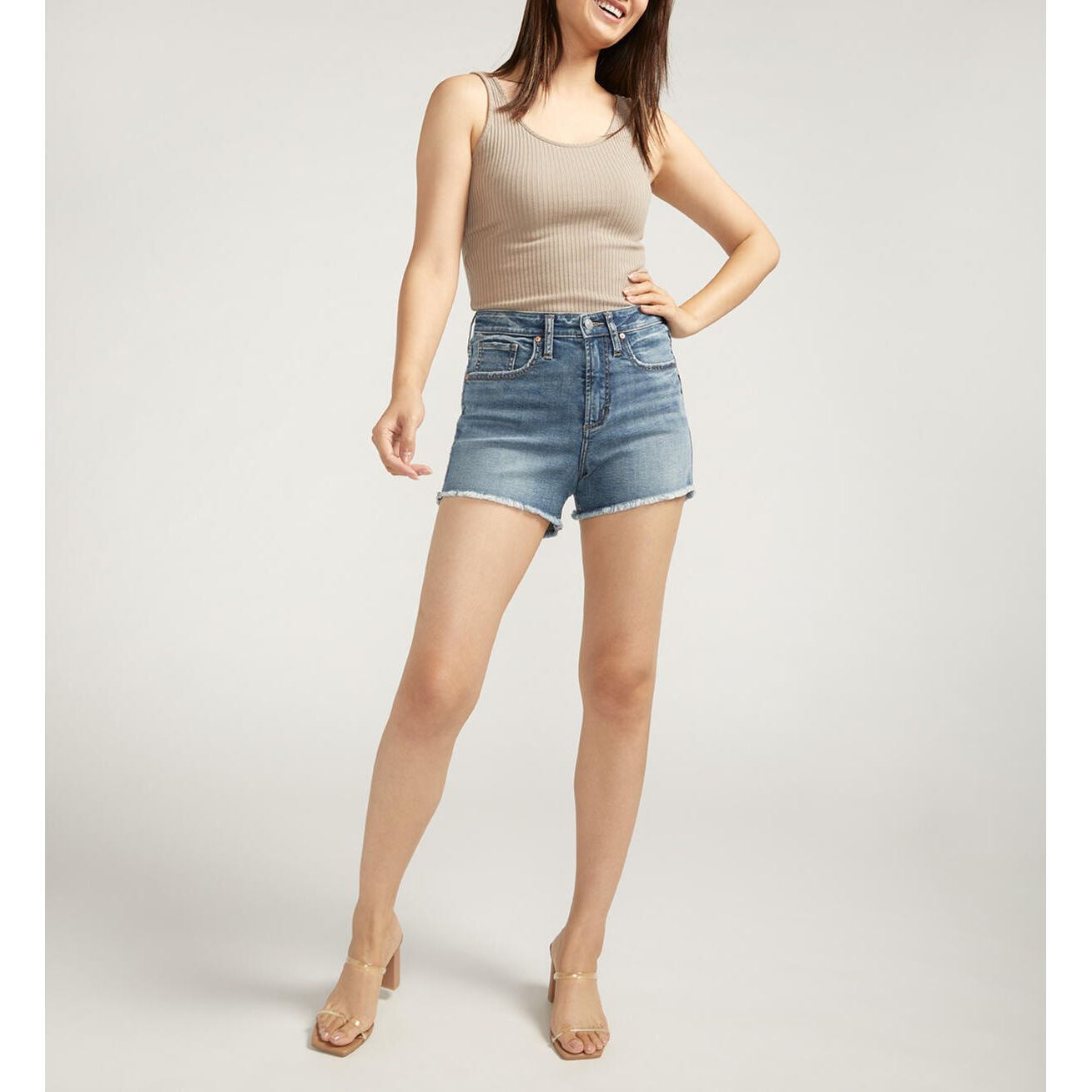 Silver Jeans - Beau High Rise Shorts in L27535CCG307