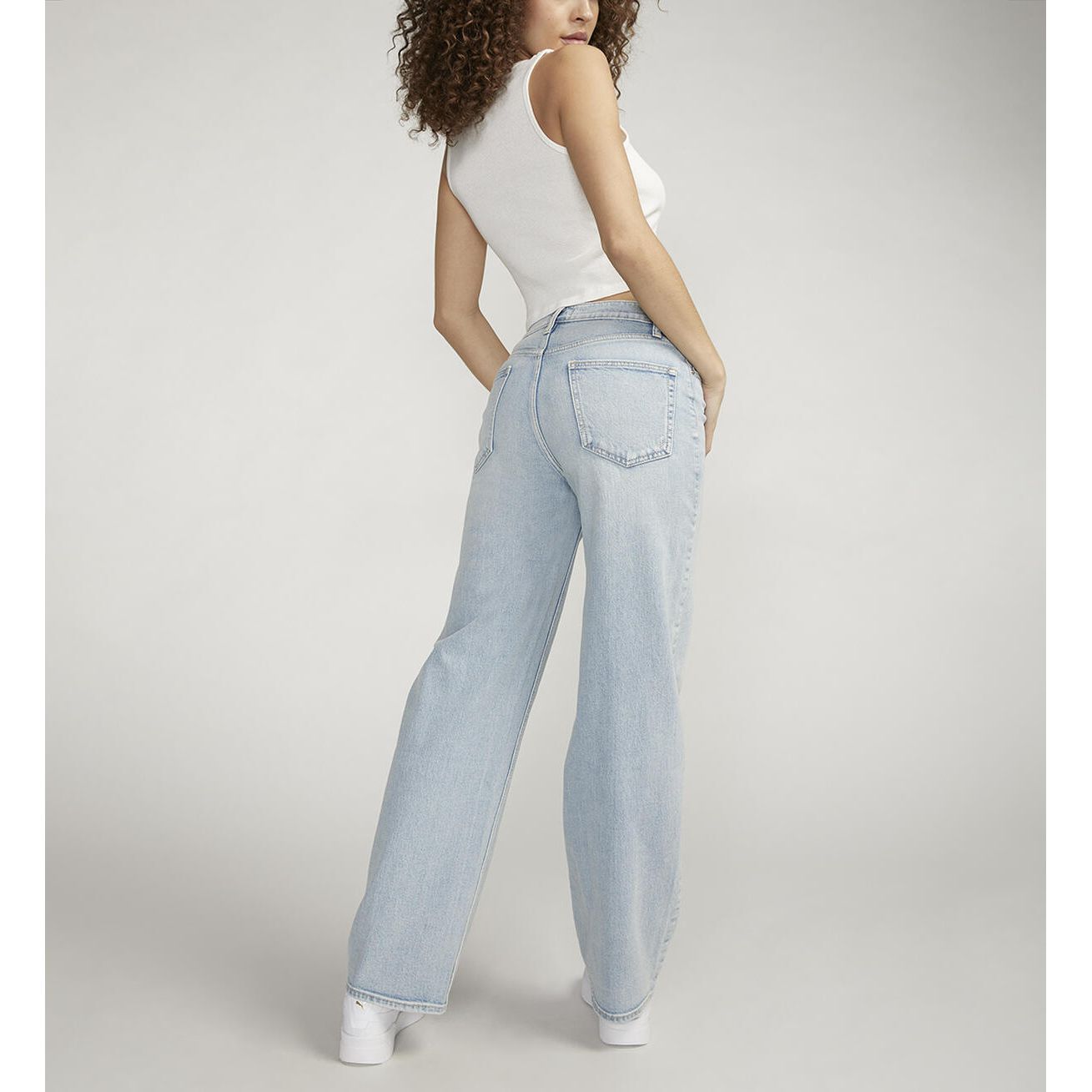 Silver Jeans - V-Front Mid Rise Wide Leg Jeans