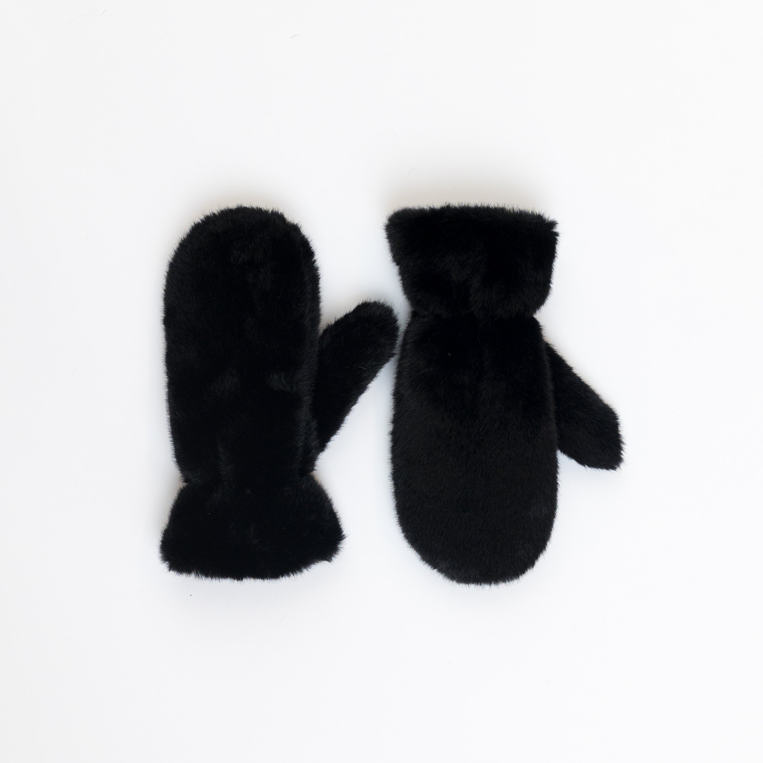 Lyla & Luxe - Luxe Mitts in Black