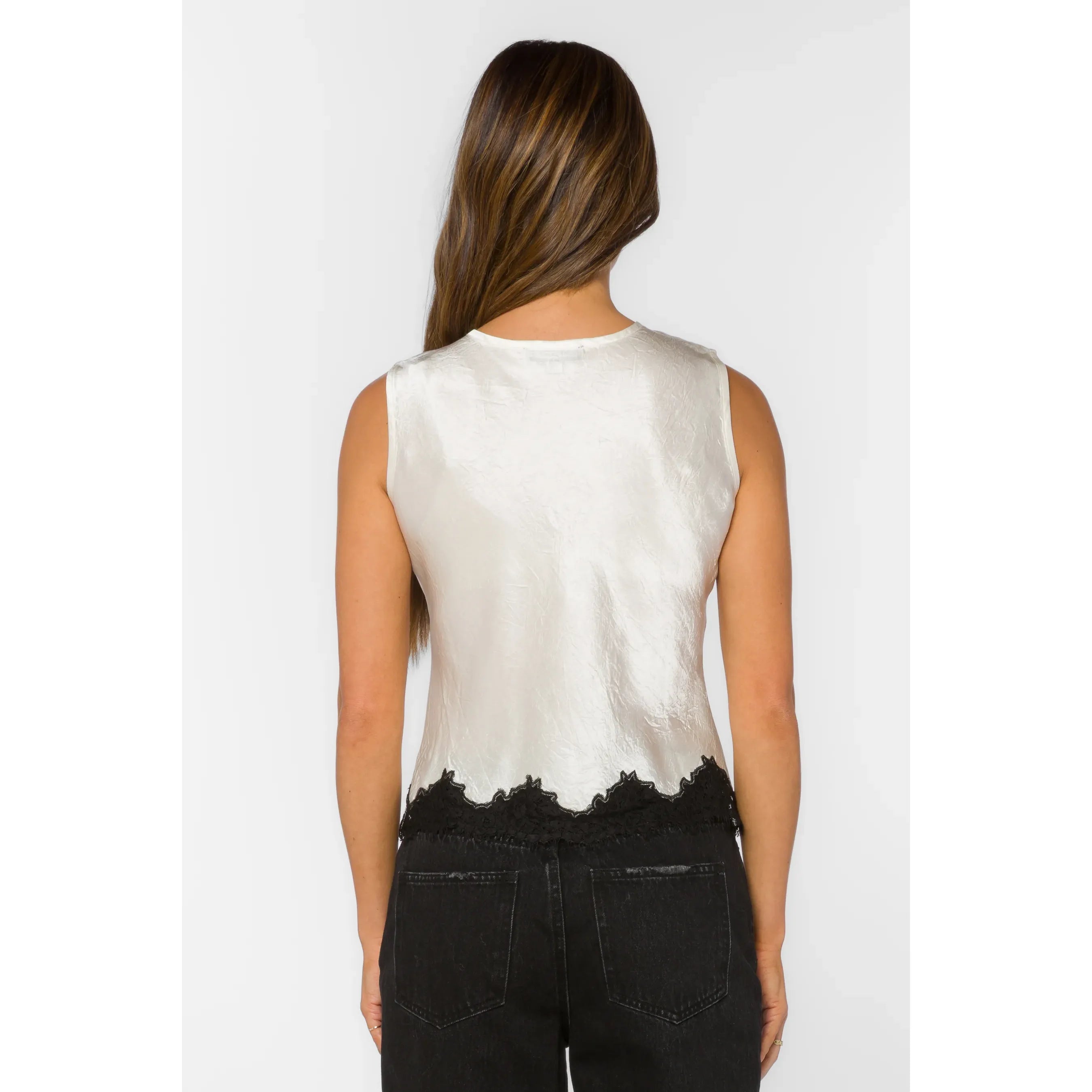 Velvet Heart - Merida Sleeveless Top in Frosted White