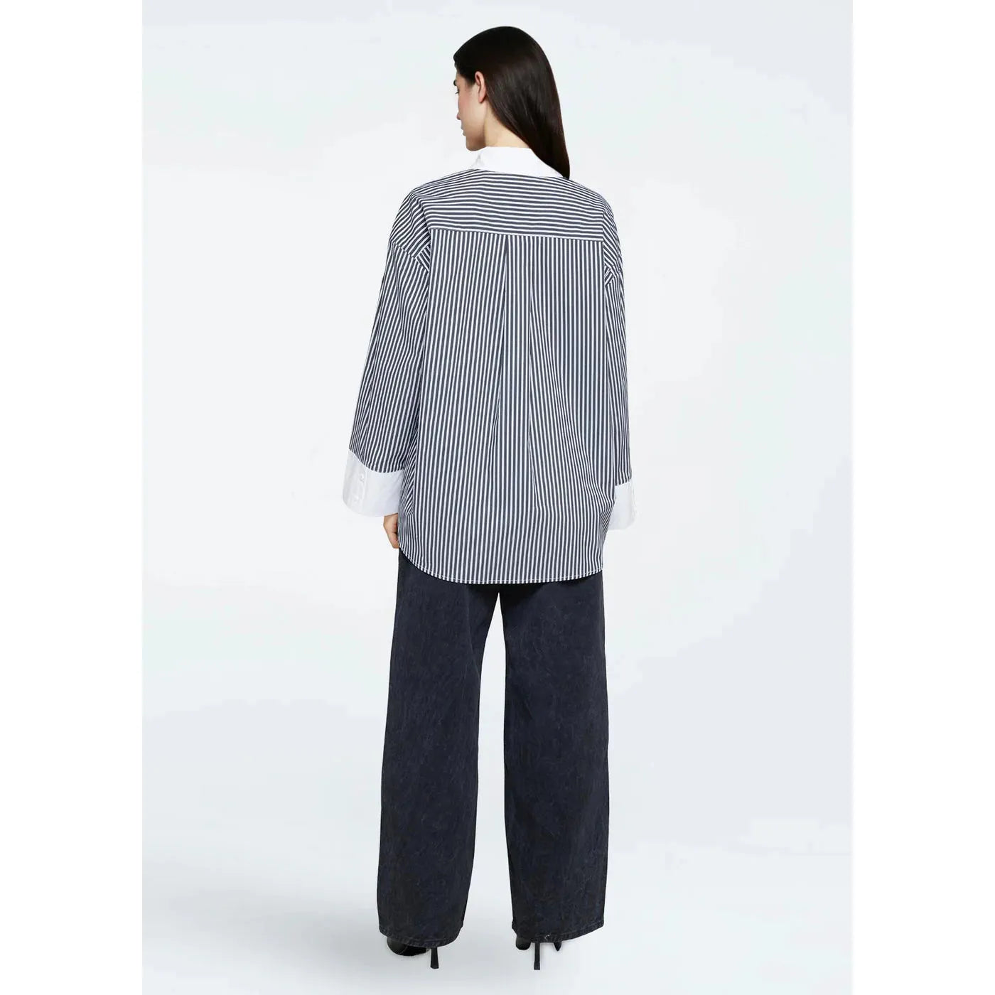Minimum - Maisy Shirt in Black Stripe