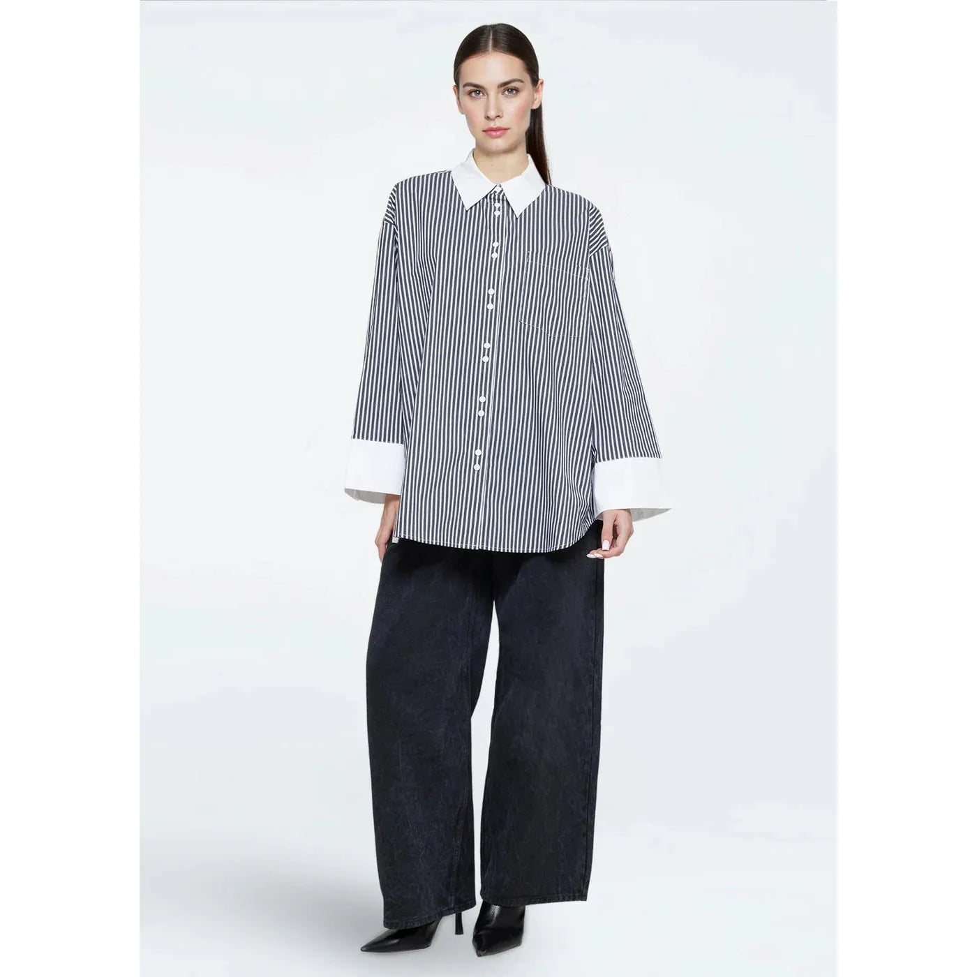 Minimum - Maisy Shirt in Black Stripe