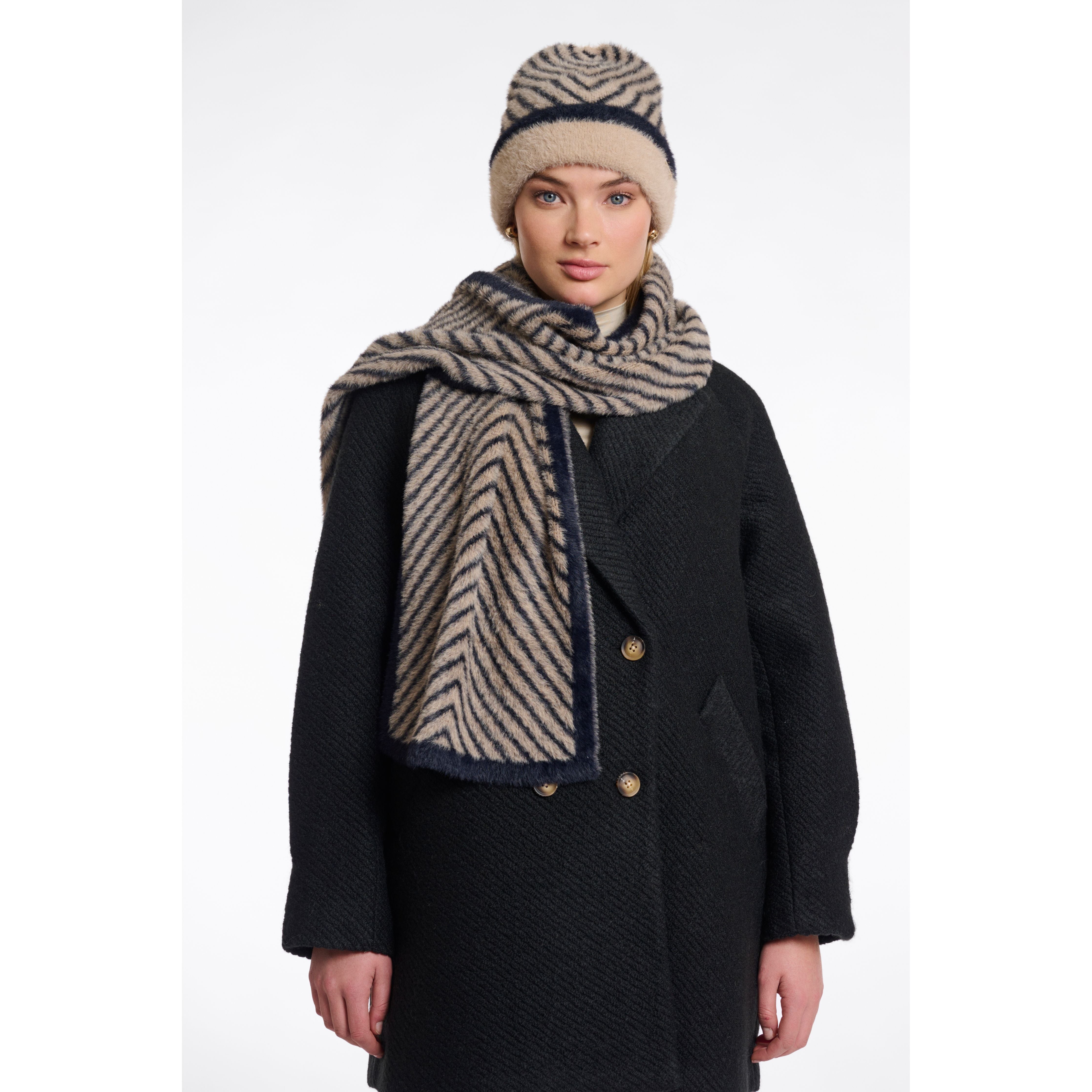 Rino & Pelle - Neeltje Scarf in Oat Black