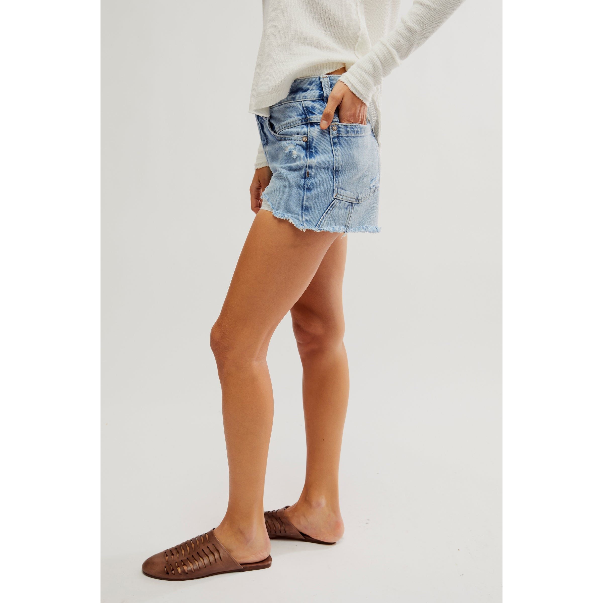 Free People - Now Or Never Denim Shorts in Moon Child