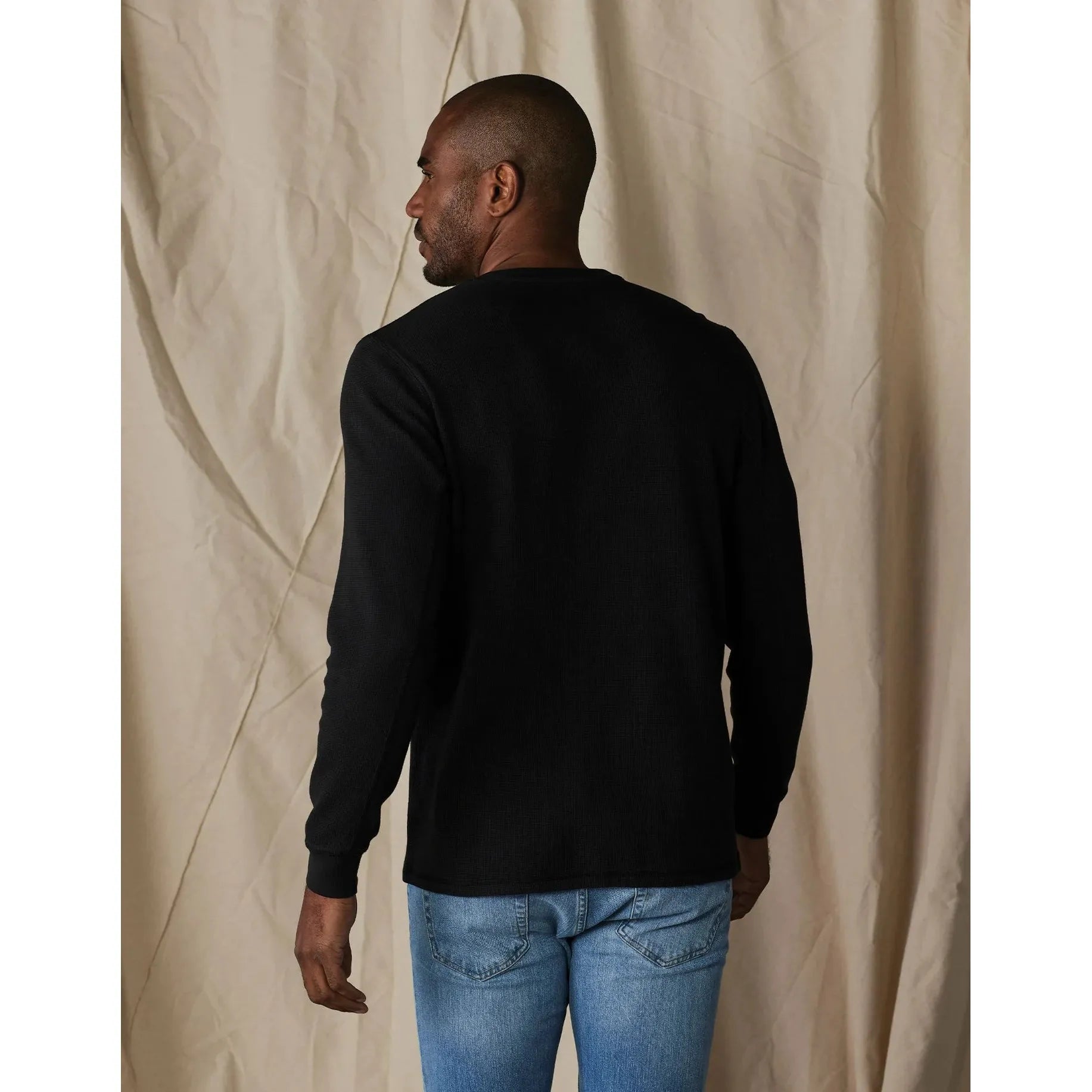 Normal Brand - Vintage Thermal Mountain Henley in Black