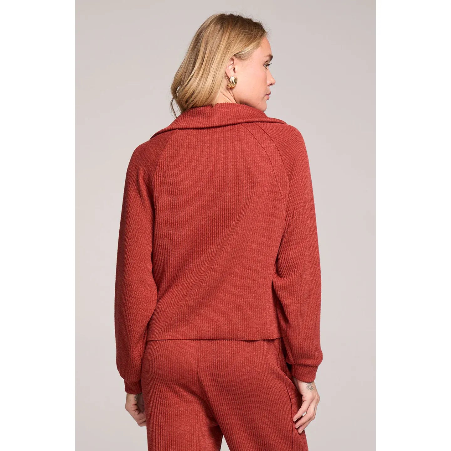Saltwater Luxe - Half Zip Rustic Raglan Pullover in Rustic