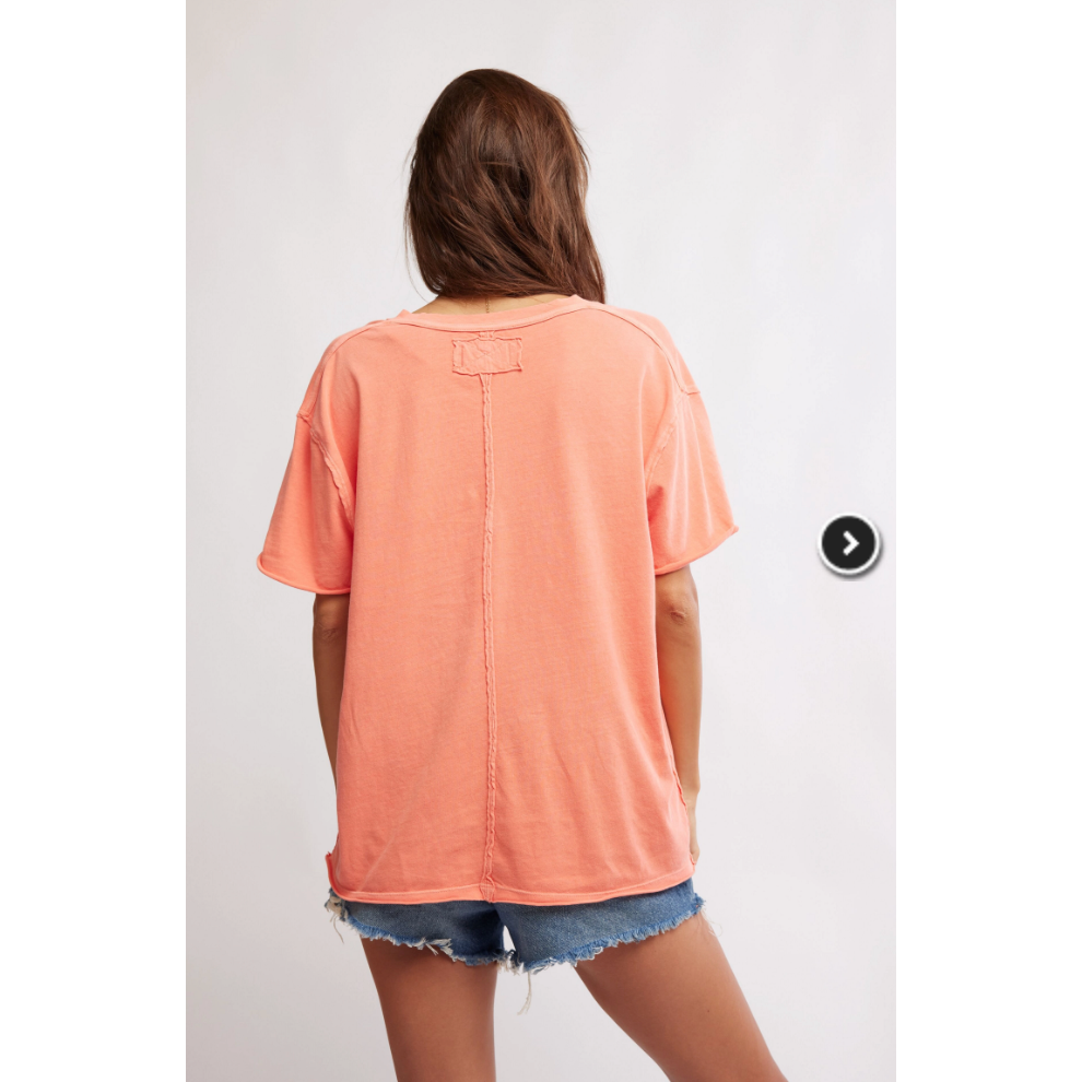 Free People - Nina V-Neck Tee in Thriving Coral