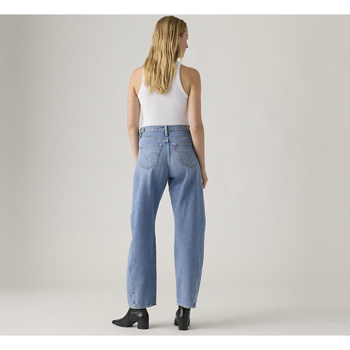 Levi - Cinch Barrel in Let Love