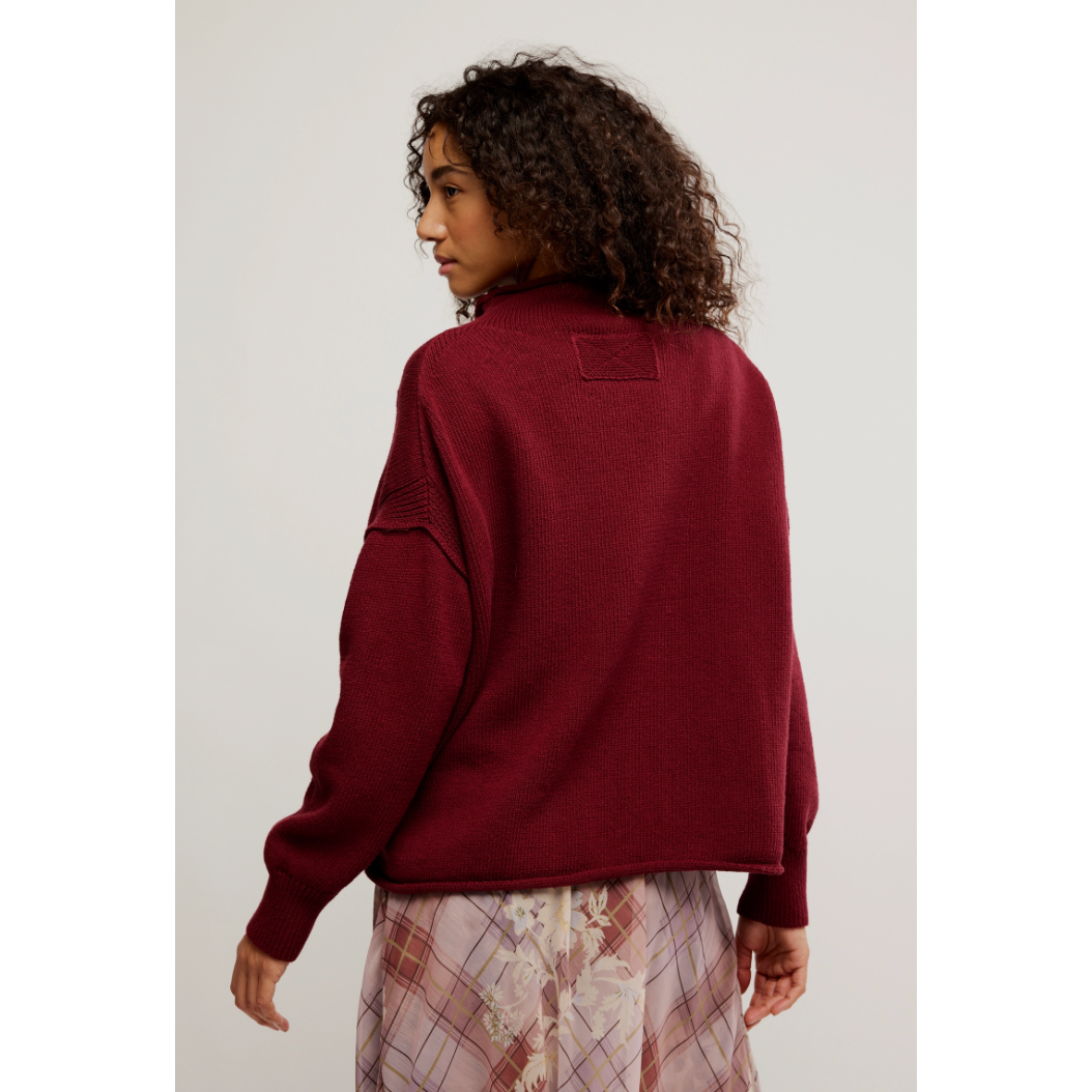 Free People - Torres Roll Neck Sweater in Dionysus