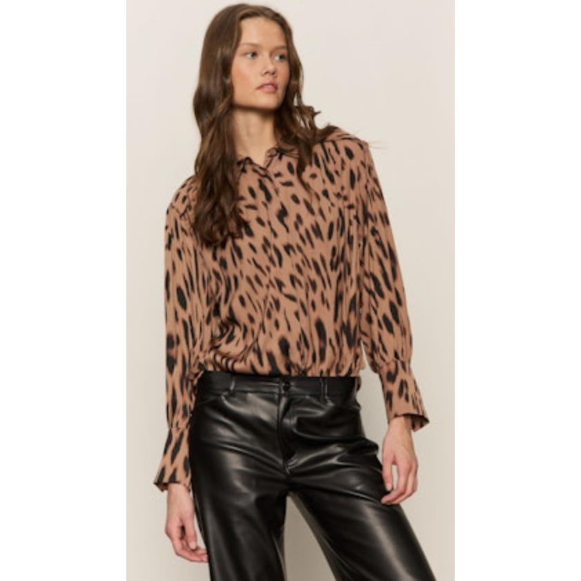 Sanctuary - Rebel Button Front Blouse in Mocha Leo