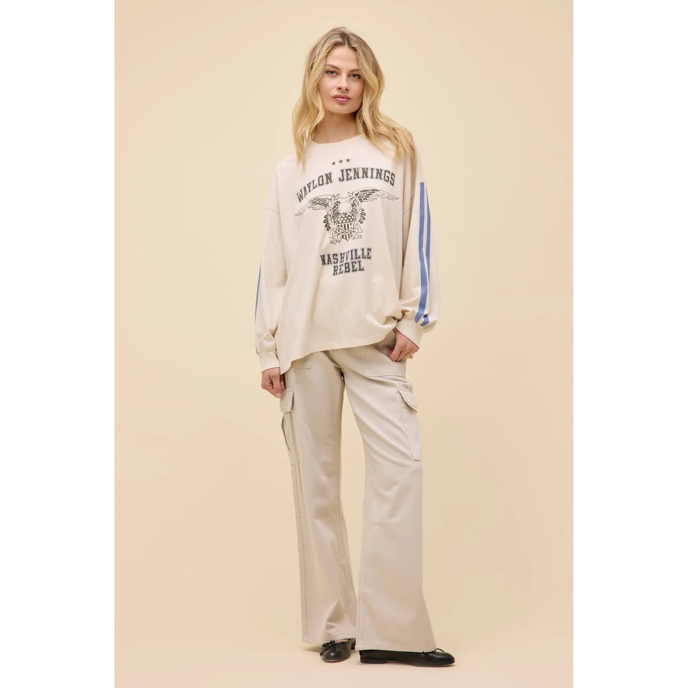 Daydreamer - Waylon Jenning Nashville Rebel L/S Tee in Dirty White
