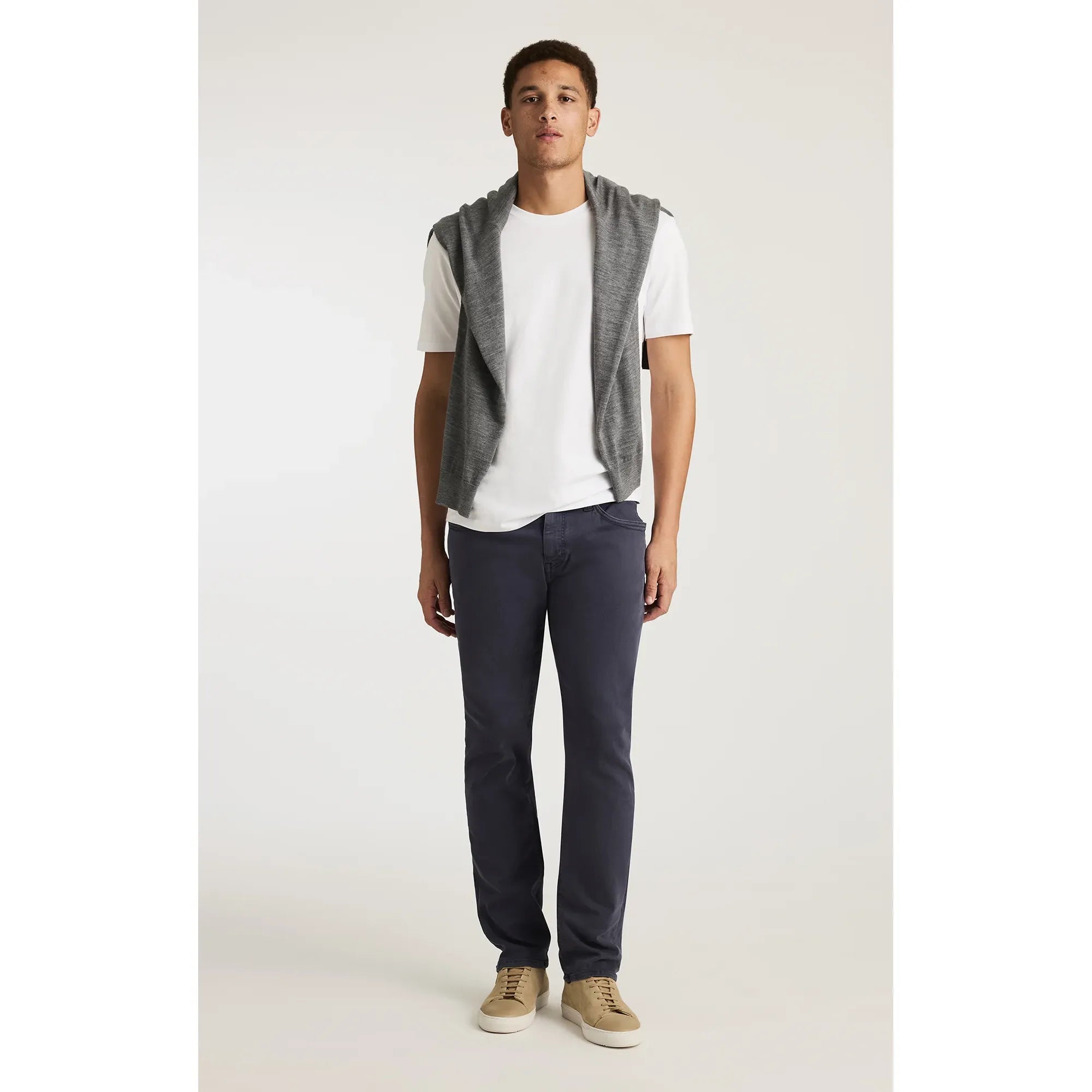 Mavi - Marcus in Indigo Supermove