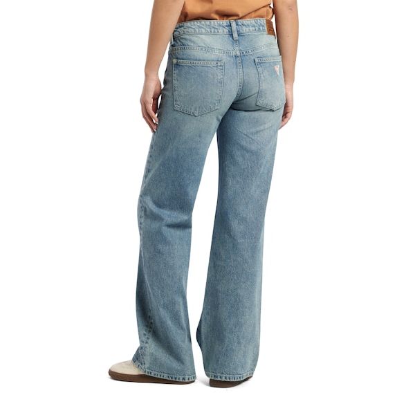 Guess - Low-Rise Slouchy Jeans in Winter Mist