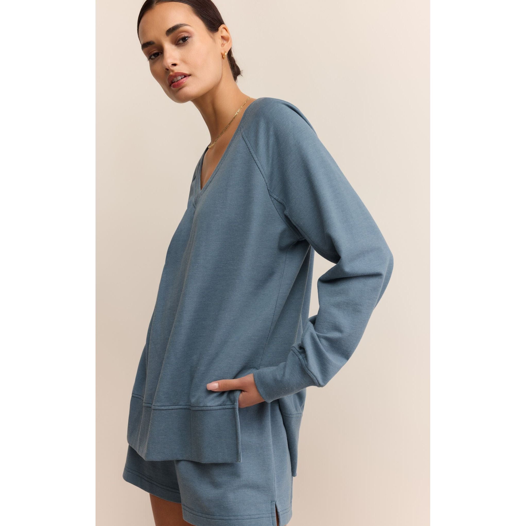 Z Supply - Modern Weekender V-Neck in Boathouse
